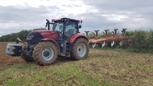 Case Puma 150 i Kuhn MultiMaster 152