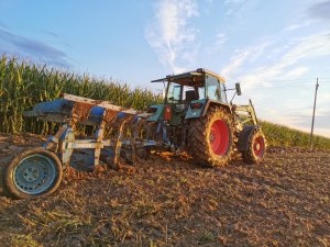 Fendt Farmer 311LSA/ Lemken Opal.