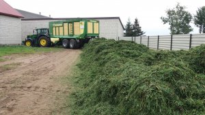 Krone MX 370GD i JD 6195M
