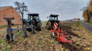 New Holland 7740 + Pług BrenigMassey-Ferguson 3070 + Pług