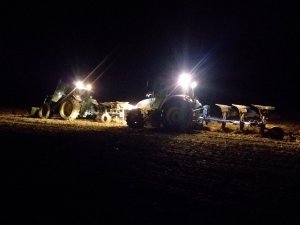 John Deere 6100 & New Holland T4