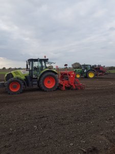 Claas Arion 630