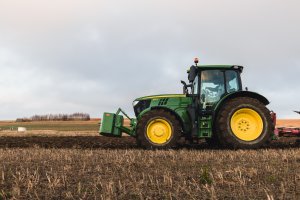 John Deere 6155r