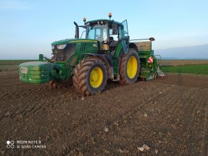 John Deere 6175M