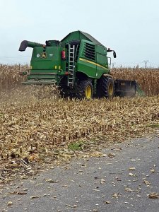 John Deere T660