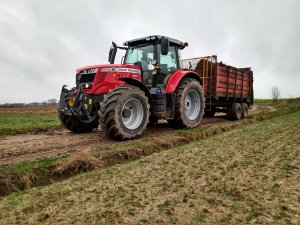 Massey Ferguson 7715S + Metal Fach N267