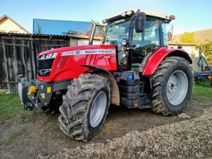 Massey Ferguson 7715S
