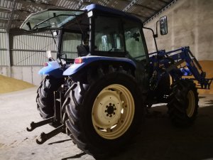 New Holland Tl100