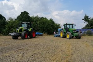 Claas & John Deere