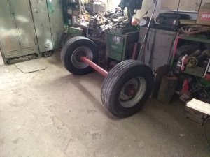 Oś z kołami 235/75r17.5
