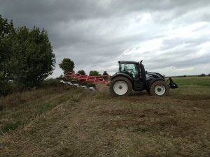 Valtra T174 Active + Unia TUR 120