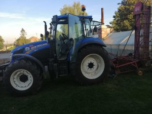 New holland T5. 75 + wyorywacz Tim