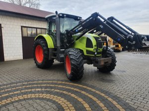 Claas Ares 657