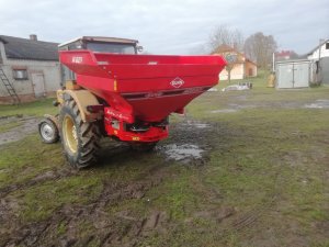 Kuhn MDS 921