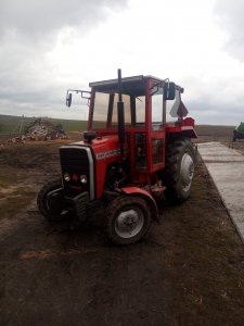 Massey Ferguson 255