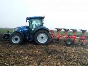 New  Holland  T5.140 DynamicCommand Blue Power