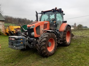 Kubota M7151