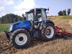 New Holland T5.120 Dynamic Command i Agregat Talerzowy Gamatechnik