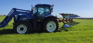 New Holland T6050 plus