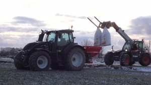 Rauch AXIS-M 20.2 & Valtra T194 versu & Bobcat TL470