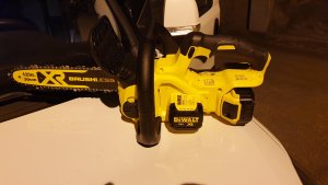 DeWalt DCM565