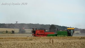 John Deere 1032 & Bizon Super Z056