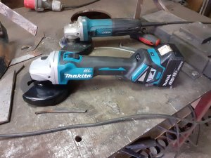 Makita Dga 511Z