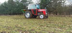 Massey Ferguson 560