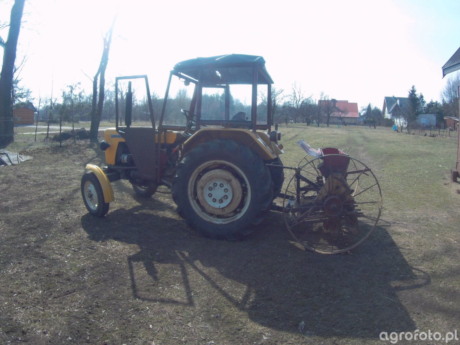 Zdjęcie Ciągnik Ursus C 330 I Siewnik Konny Id796645 Galeria Rolnicza Agrofoto 6460