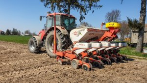 Zetor Forterra 125 + Kuhn Maxima 2TS