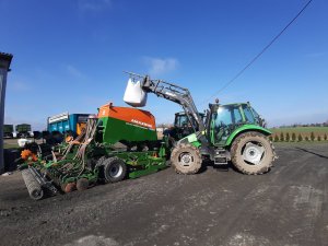 Cirrus 3003 i Deutz Fahr Agrotron 4.70 