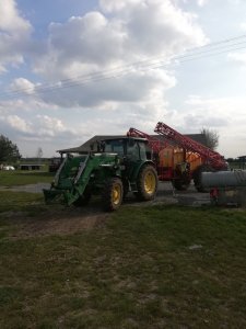 John Deere 5100M i Woprol 3000l