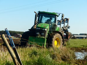 John Deere 7920