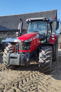 Massey Ferguson 7715s dyna vt