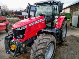 Massey Ferguson 7715S