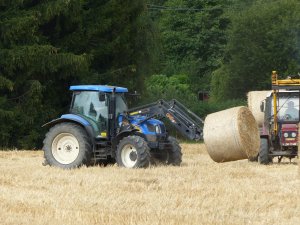 New Holland T6020