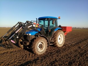 New Holland TD5050