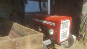 Ursus C-4011/360 napisy robione szablonami magnetycznymi