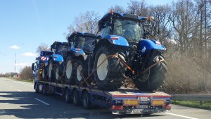 Transport New Holland T6