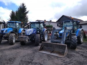 3x New Holland 