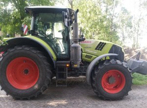 Claas Arion 610