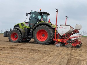 claas axion 810