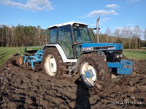 Ford 6640 Turbo & Agro Lift + Amazone D7