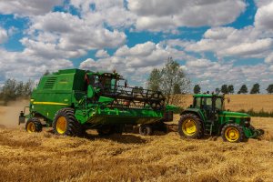 John Deere 6810 i 1470