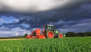 Kuhn Sitera & Fendt 414