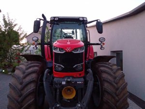 Massey Ferguson 7715S