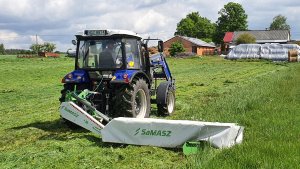 Farmtrac 690 + samba 240