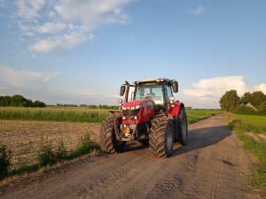 Massey Ferguson 7715S