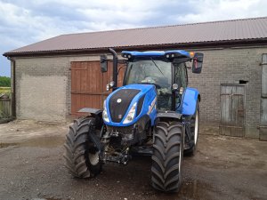 New Holland T6.125S