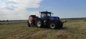 New Holland T7 270AC i Lely Welger RP 160V Master